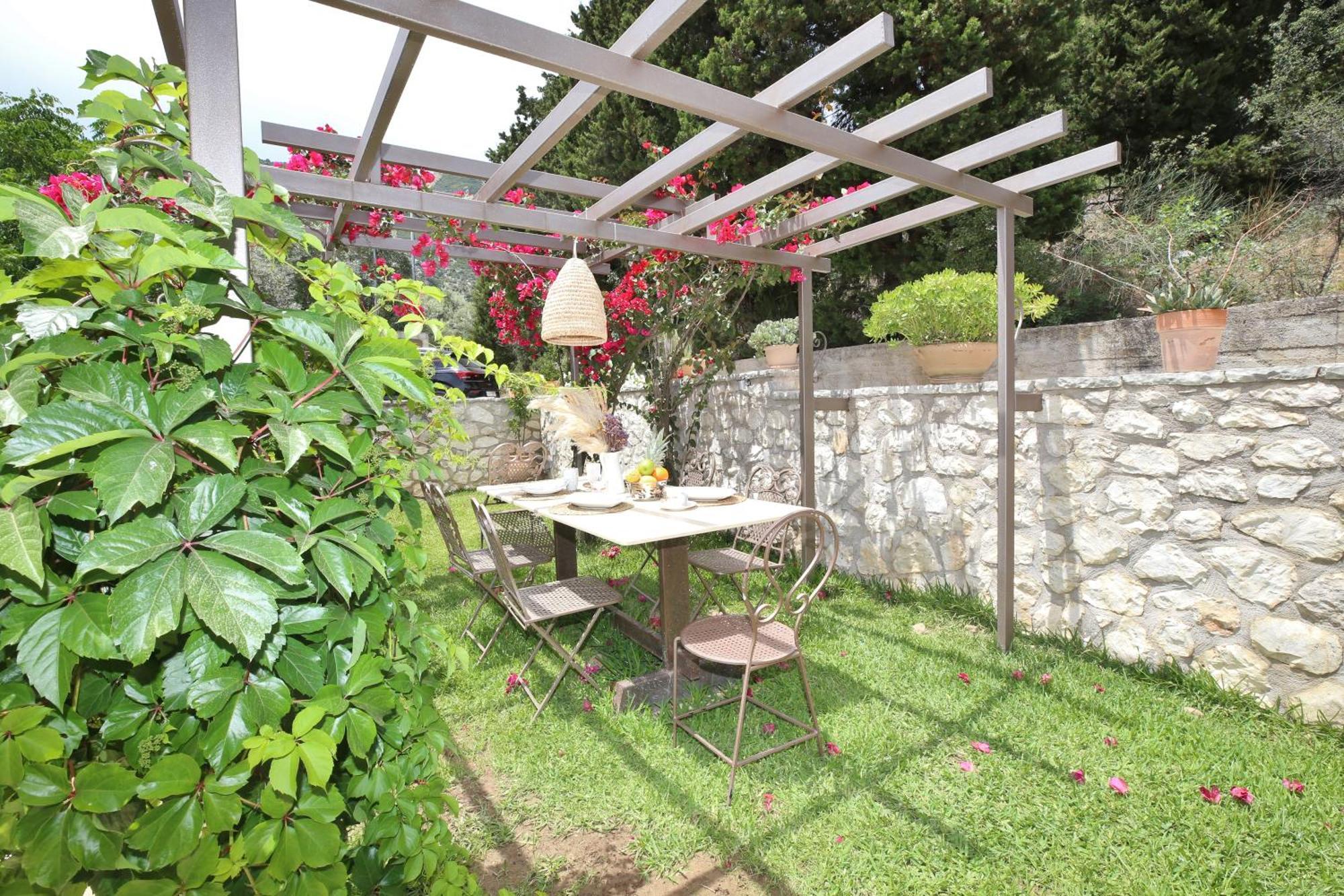 Kores Villas นีดรี ภายนอก รูปภาพ